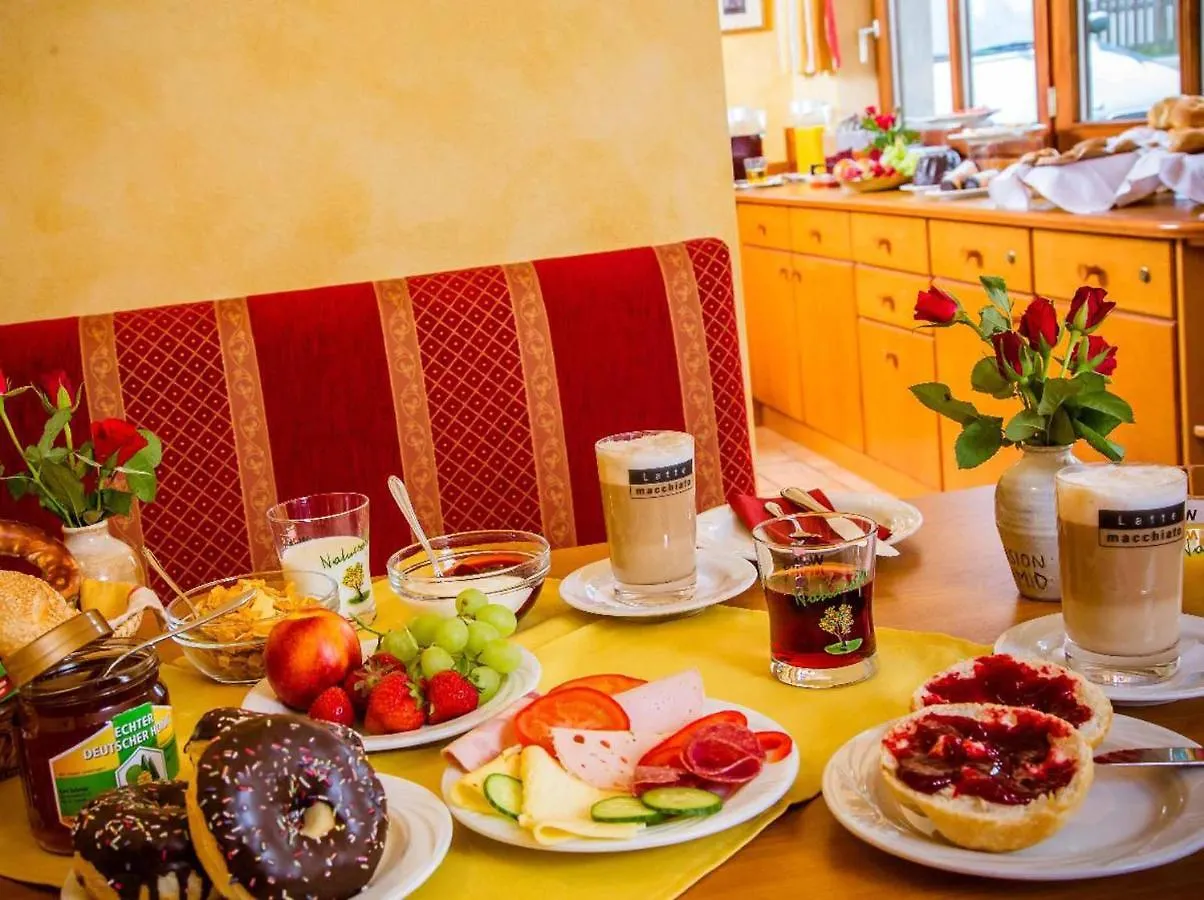 Pension Zum Schmidbaecker Freyung Guest house